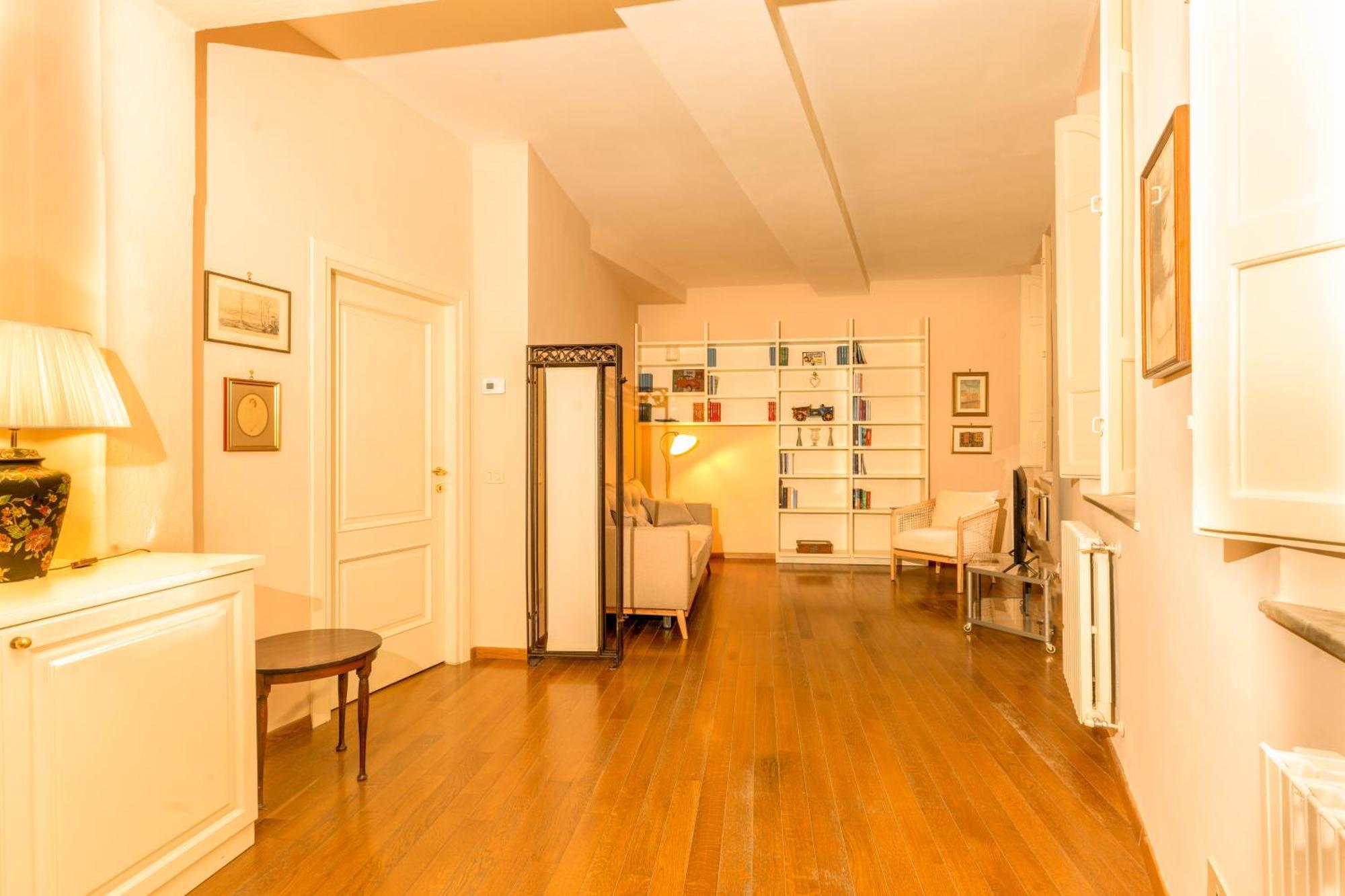 Il Gallo - Charming Apartment In Lucca Heart Eksteriør billede